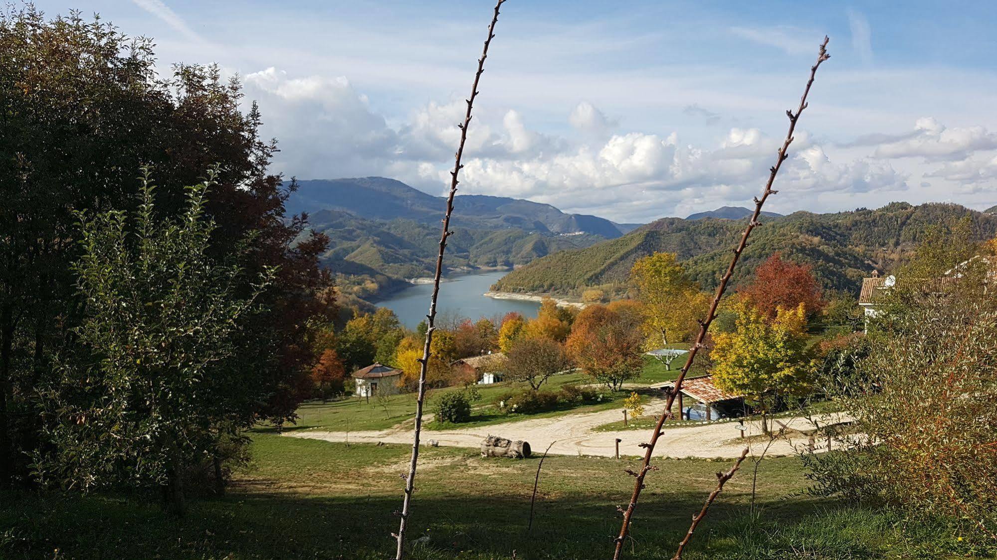Locanda Colle Cerqueto Fiumata Esterno foto